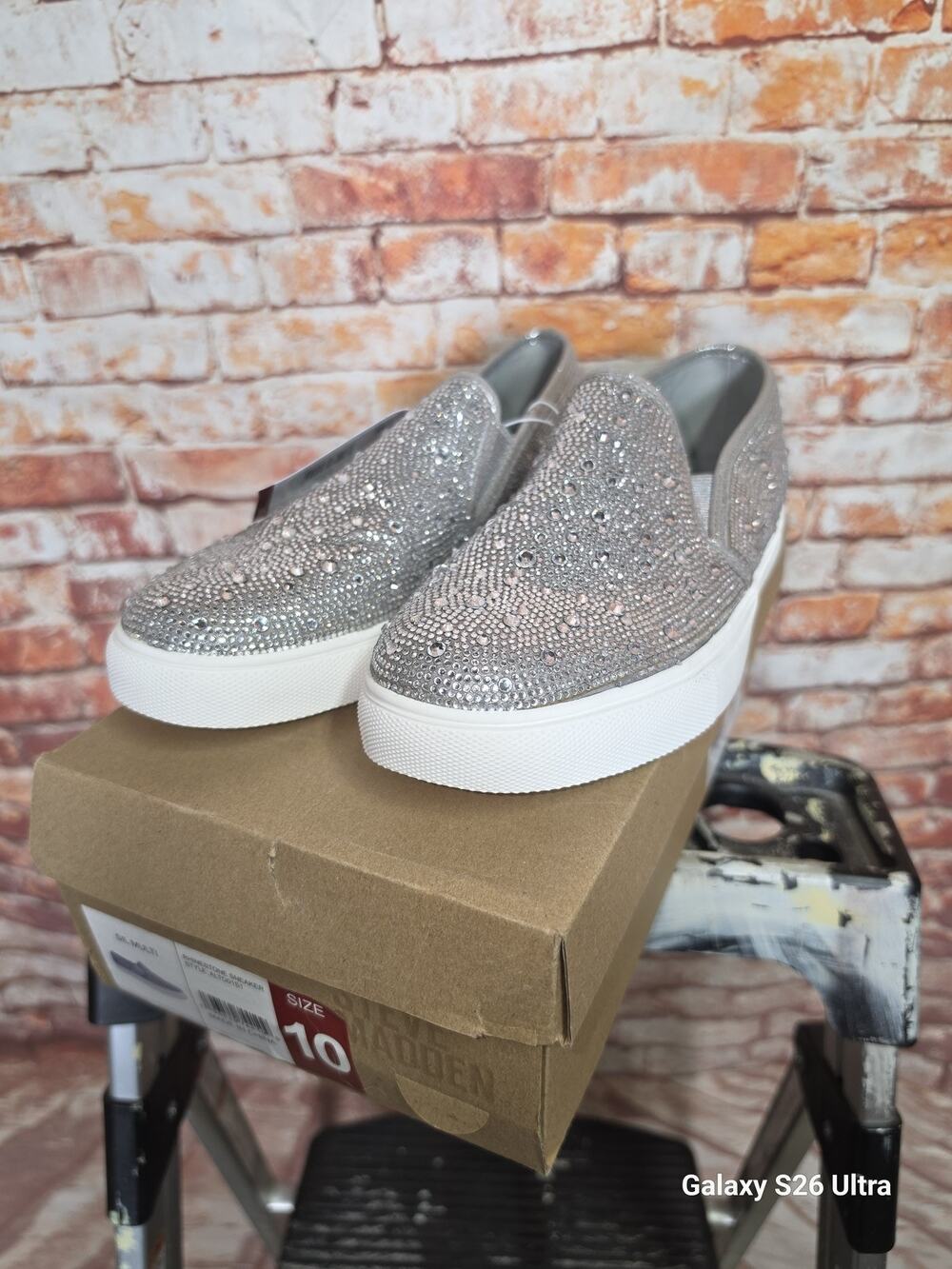 Steve Madden Womens 10 Silver Rhinestone Slip On Platform Sneakers